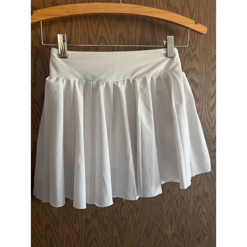 DSG‎ Girls White Pleated Tennis Skort Athletic Skirt Size Medium 10-12